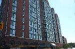 801 King St W