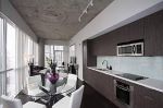478 King St W